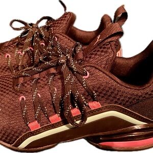 Puma Brown and Pink Women's Athletic Shoes